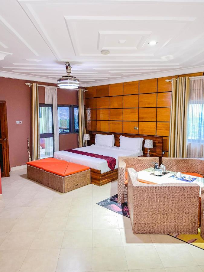 Triple Hill Hotel Weija 외부 사진