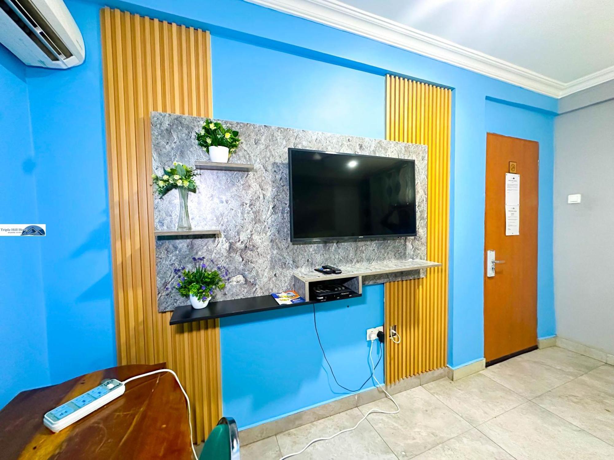 Triple Hill Hotel Weija 외부 사진