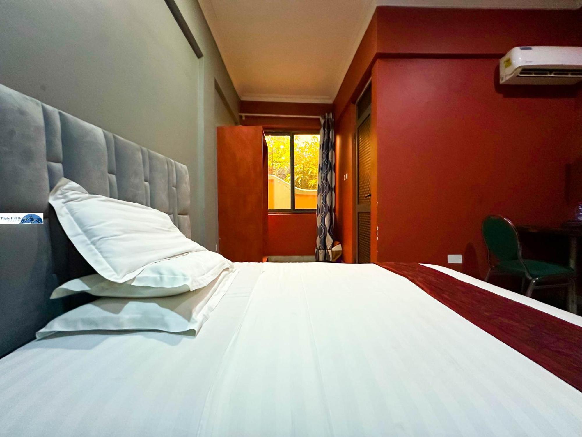 Triple Hill Hotel Weija 외부 사진